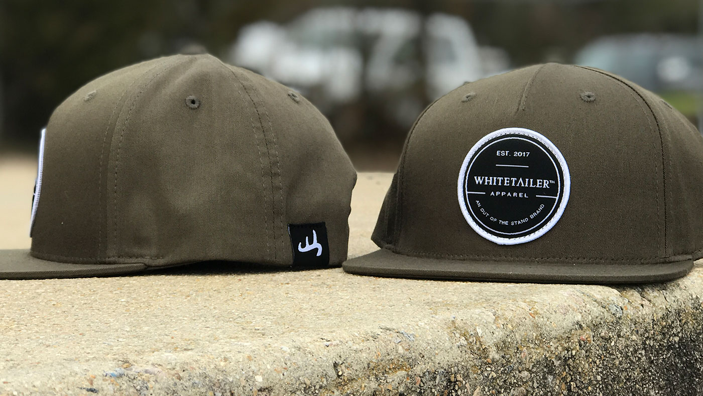 Loden cap with patch and clip label 